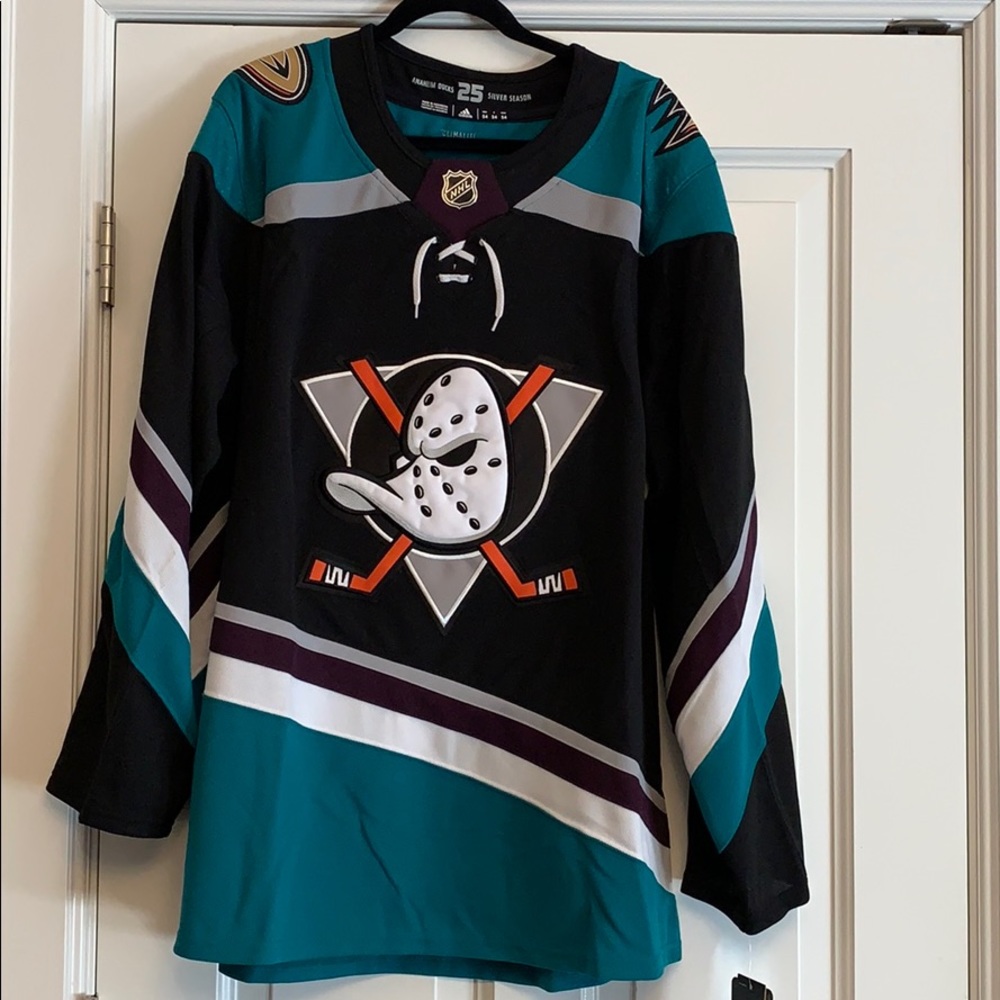 Anaheim Ducks 25th anniversary jersey